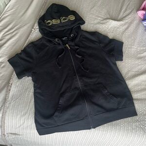 BEBÉ HOODED SHORT SLEEVE VEST AND MINI SHORT